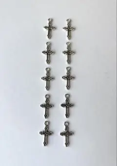 【新品未使用】シルバークロスチャーム 10個セットy2k即日発送
