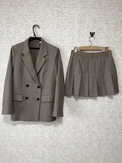 GU ダブルブレストチェックジャケット　スカート　セット Mサイズ