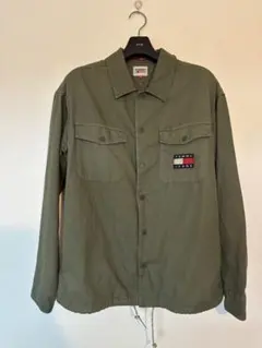 TOMMY JEANS ミリタリージャケット オリーブ