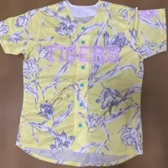 TIGERS サイン入り 花柄ユニフォーム