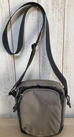 OUTDOOR SPORTS ショルダーバッグのサムネイル