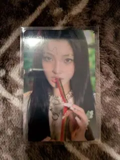 ILLIT イロハ 時よ止まれ popup 5000円 購入特典 トレカ