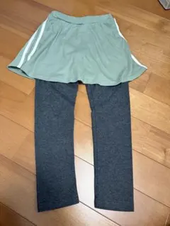 スカッツ　スカート　女の子　130㎝