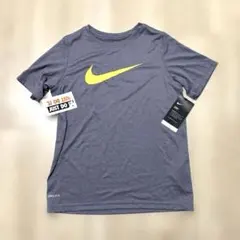 【新品】Nike DRI-FIT グレー Tシャツ 140のサムネイル