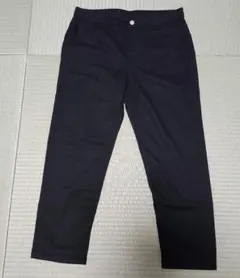 ブラックカジュアルパンツ