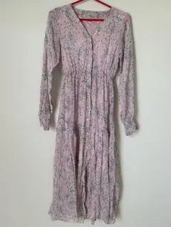 花柄ピンクロングワンピース 長袖