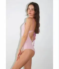 ALEXIA STAM Everileeワンピース水着 ピンクのサムネイル
