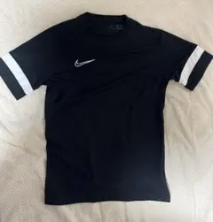 Nike DRI-FIT ブラックシャツ Mサイズ