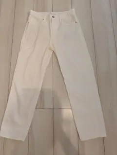 UNIQLO ボーイフレンドテーパードジーンズ