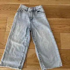ZARA キッズ　ライトブルー デニムパンツ 切りっぱなし　116cmのサムネイル