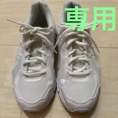 asics 白 スニーカー 24.5