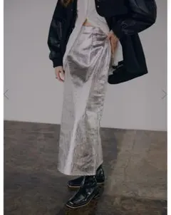 完売品！メタリック　タイトスカート