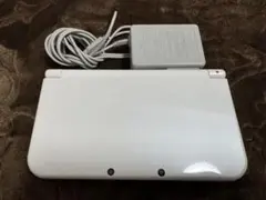 New Nintendo 3DS LLホワイト ジャンク品