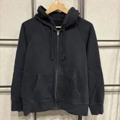 UNIQLO ジップアップパーカー