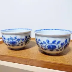 美濃焼　庫山窯　花柄染付　小鉢　2客