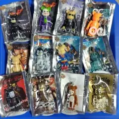 ペプシNEXワーナー・ブラザースキューブリック・ベアブリック 12体セット