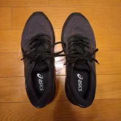 アシックススニーカー黒