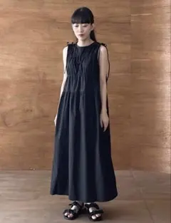 ノースリーブ ブラック ワンピースリボン付き