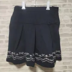 紺色リボン花柄入りスカート120センチ　新品タグ付き