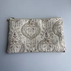 ハンドメイド　インド刺繍生地ポーチ　16cmファスナー①