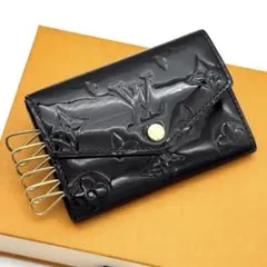 ヴィトン モノグラム ヴェルニ ミュルティクレ6 6連 キーケース