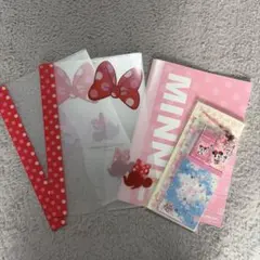 東京ディズニーリゾート　ミニーマウス　ノート&ケース