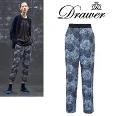 ドゥロワー Drawer パンツ テーパード 花柄 ネイビー フラワーのサムネイル