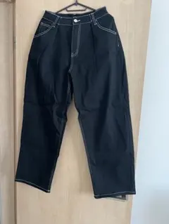 ワイドパンツ　ストレートパンツ ホワイトステッチ　デニム