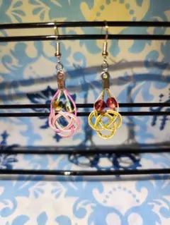 ハンドメイド♪水引 あわじ結びとチェコビーズの和風ピアス♪即購入複数購入大歓迎⭕