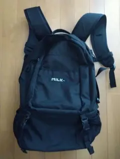 MILK. ブラックバックパックのサムネイル