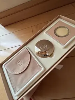 希少品　ほぼ未使用　シャネル　アリュール テンダープレストパフューム CHANEL (シャネル) テンダープレストパフューム アリュール