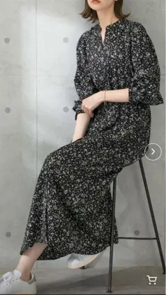 アーバンリサーチロッソ　ランダムドットワンピース