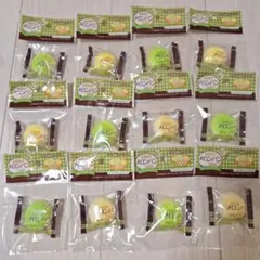 ☆ふわふわメロンパン☆ 12個セット／もちもちスクイーズ 食品サンプル