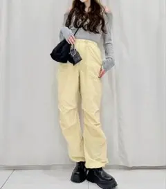 GU カーゴパンツ　イエロー　Sサイズ