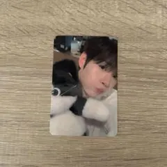 CLOSEYOUREYESソンミン　ヨントントレカ