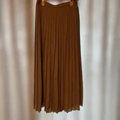 UNIQLO プリーツスカート　ベージュ　M