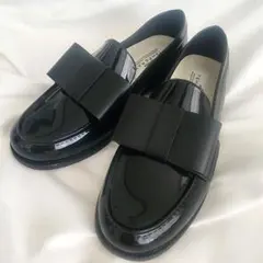 極美品TEMPERATE テンパレイト黒エナメル　ローファー　パンプス　23.0