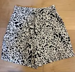ヒョウ柄ショートパンツ