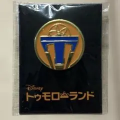 トゥモローランド ピンバッジ 使用済みカード付き - メルカリ