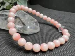 ピンク珊瑚＆水晶カットブレスレット❣️　可愛い　お洒落愛情 恋愛 創造力 魅力