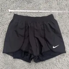 ブラック ショートパンツ