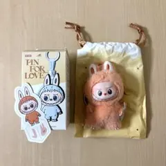 POPMART ラブブ ぬいぐるみペンダント イニシャル J