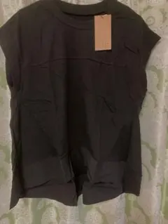 ブラック ノースリーブ トップス　LL〜3Lサイズ