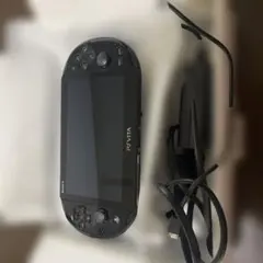 PSVITA2000 本体　電源ケーブル　箱　ソフト6本付き