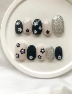 サイズオーダーネイルチップ 韓国 花柄 フラワー デイジー ちゅるん キラキラ