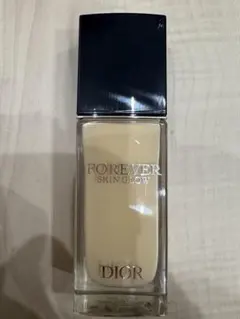 ディオールスキンフォーエヴァー　フルイド　グロウ　リキッドファンデーション　0W