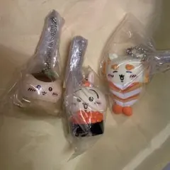 ちいかわ寿司 フィギュアキーホルダー うさぎ×シーサー×くりまんじゅう