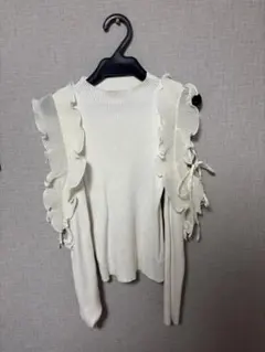 snidelフリルスリーブニットトップス ホワイト【正規品】