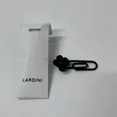 新品 LARDINIラルディーニ ブートニエール クリップタイプ ブラック