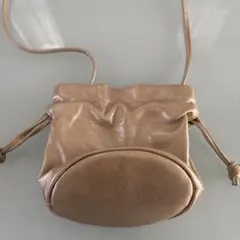ゴールドカラー 巾着型 ショルダーバッグ